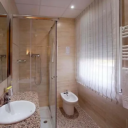 Marivella 3*
