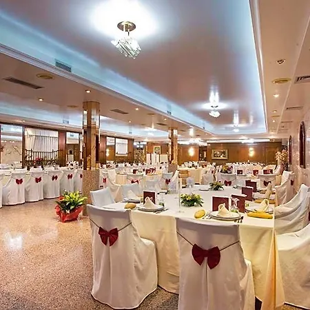 Marivella 3*